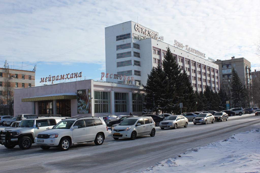 乌斯季卡缅诺戈尔斯克酒店 Ustʼ-Kamenogorsk 外观 照片